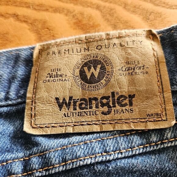 Wrangler Blue Jeans | Size 42 x 32 | Classic Fit | Fair Condition - Picture 2 of 9